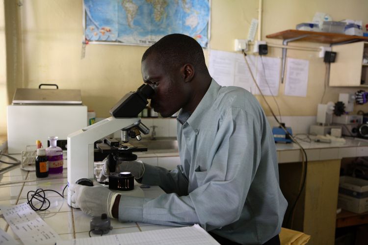 technicien danalyses biomédicales